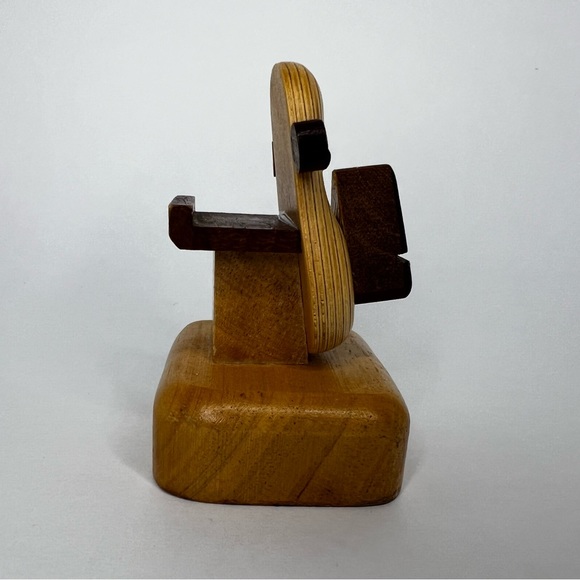 *3/$20* Wooden Monkey Eyeglasses Holder 5th Avenue MCM Design - Picture 6 of 7